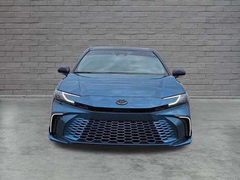 Used 2025 Toyota Camry XSE FWD image 8