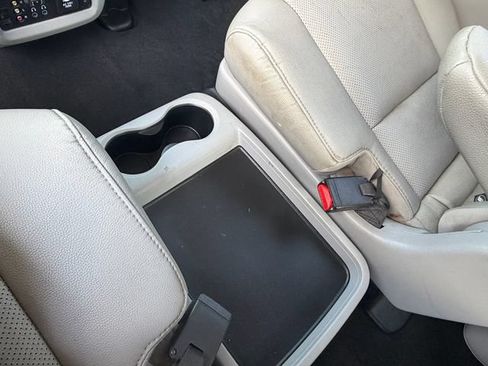 Used 2017 Honda Pilot Elite image 16