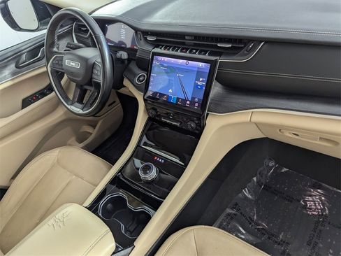 Certified 2021 Jeep Grand Cherokee L Limited image 38