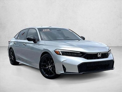 Used 2025 Honda Civic Sport image 12