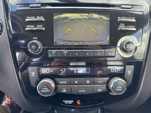 Used 2018 Nissan Rogue Sport SV w/ SV All-Weather Package image 29