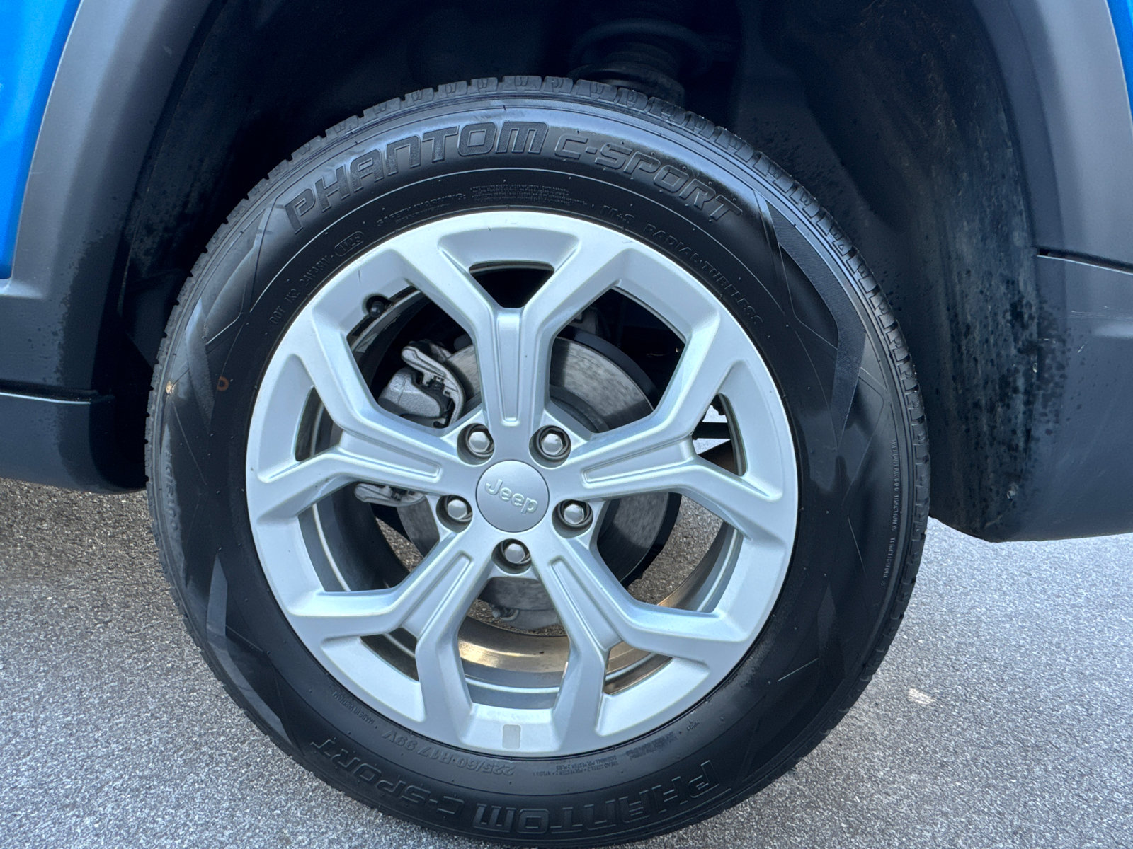 Used 2024 Jeep Compass Latitude AWD/4WD image 20