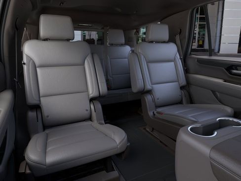 New 2026 GMC Yukon Elevation w/ Elevation Premium Package RWD image 17