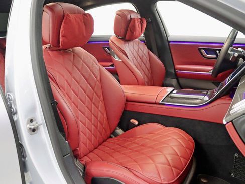 Used 2023 Mercedes-Benz S 580 4MATIC Sedan image 25