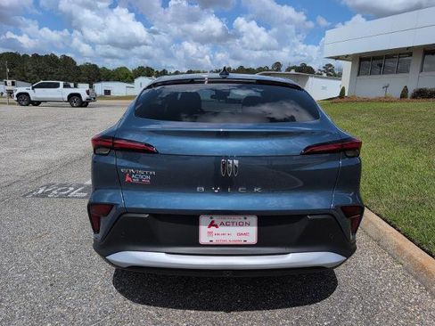New 2026 Buick Envista Preferred image 3