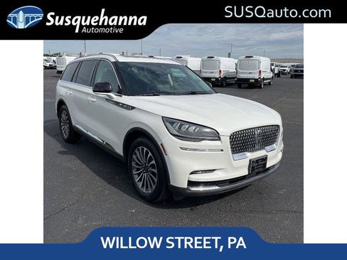 Used 2024 Lincoln Aviator Reserve AWD/4WD image 1