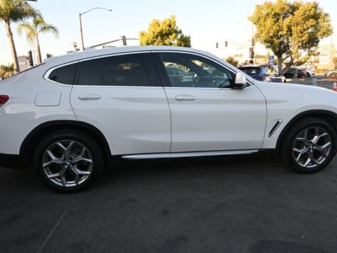 Used 2023 BMW X4 xDrive30i w/ M Sport Package image 17