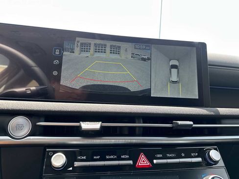 New 2026 Hyundai Tucson Limited FWD image 18