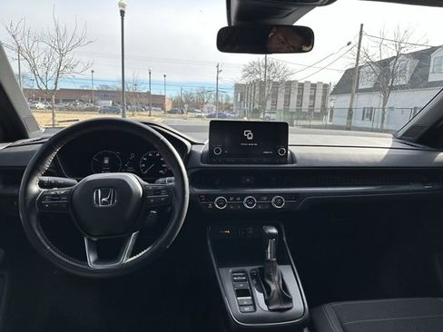 Used 2024 Honda CR-V Sport image 3