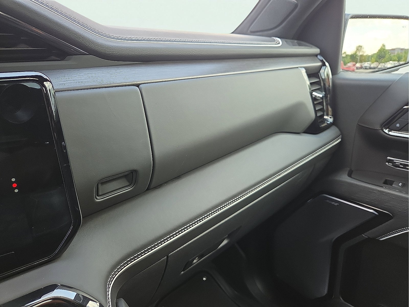 Used 2024 GMC Sierra 1500 AT4X AWD/4WD image 22