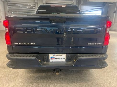 Certified 2022 Chevrolet Silverado 1500 Custom AWD/4WD image 6