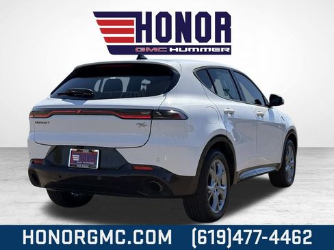 Used 2024 Dodge Hornet R/T image 3