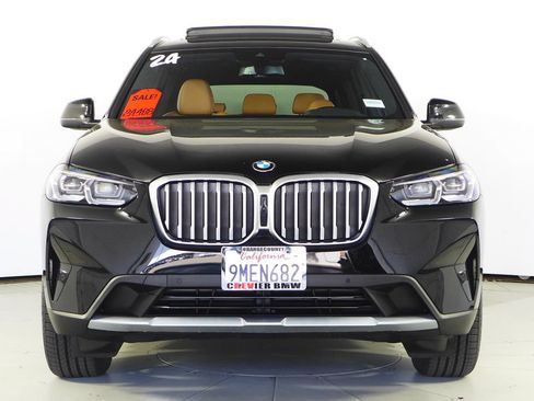 Used 2024 BMW X3 sDrive30i w/ Convenience Package RWD image 3