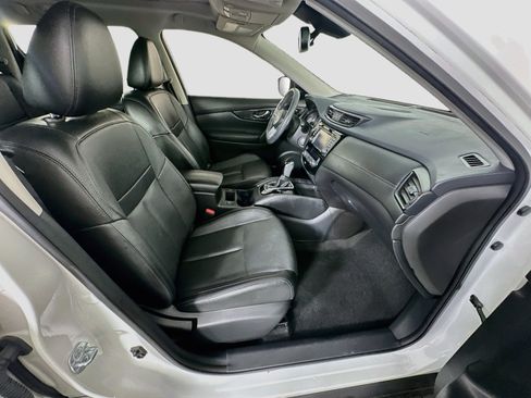 Used 2017 Nissan Rogue SL w/ SL Premium Package FWD image 34