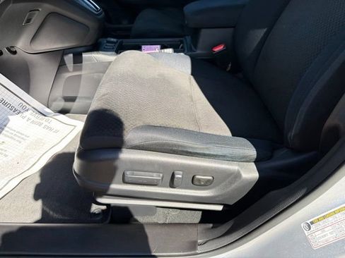 Used 2016 Honda CR-V EX image 16
