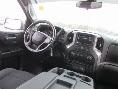 Used 2021 Chevrolet Silverado 1500 Custom Trail Boss w/ LPO, Dark Essentials Package image 20