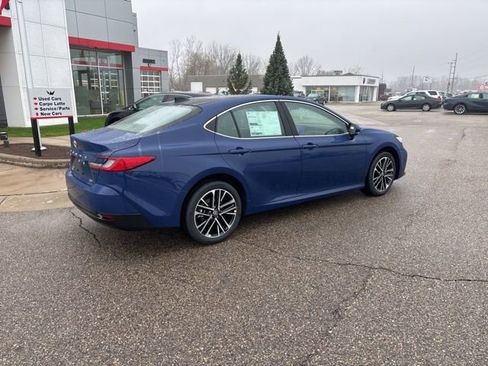 New 2026 Toyota Camry XLE image 4