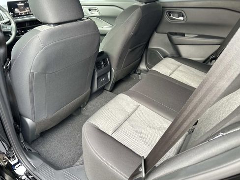 New 2026 Nissan Rogue SV FWD image 19