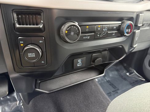 Used 2023 Ford F150 XLT image 13