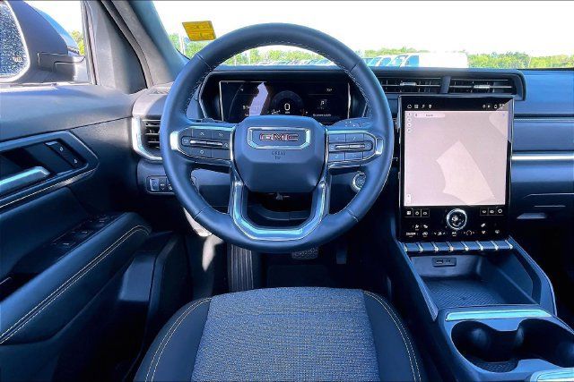 Used 2026 GMC Terrain Elevation AWD/4WD image 8
