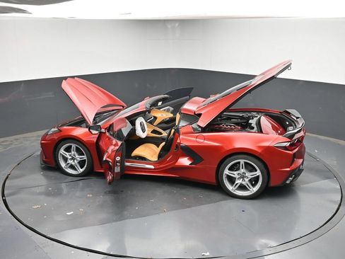 Used 2025 Chevrolet Corvette Stingray Preferred Cpe w/ 2LT RWD image 46