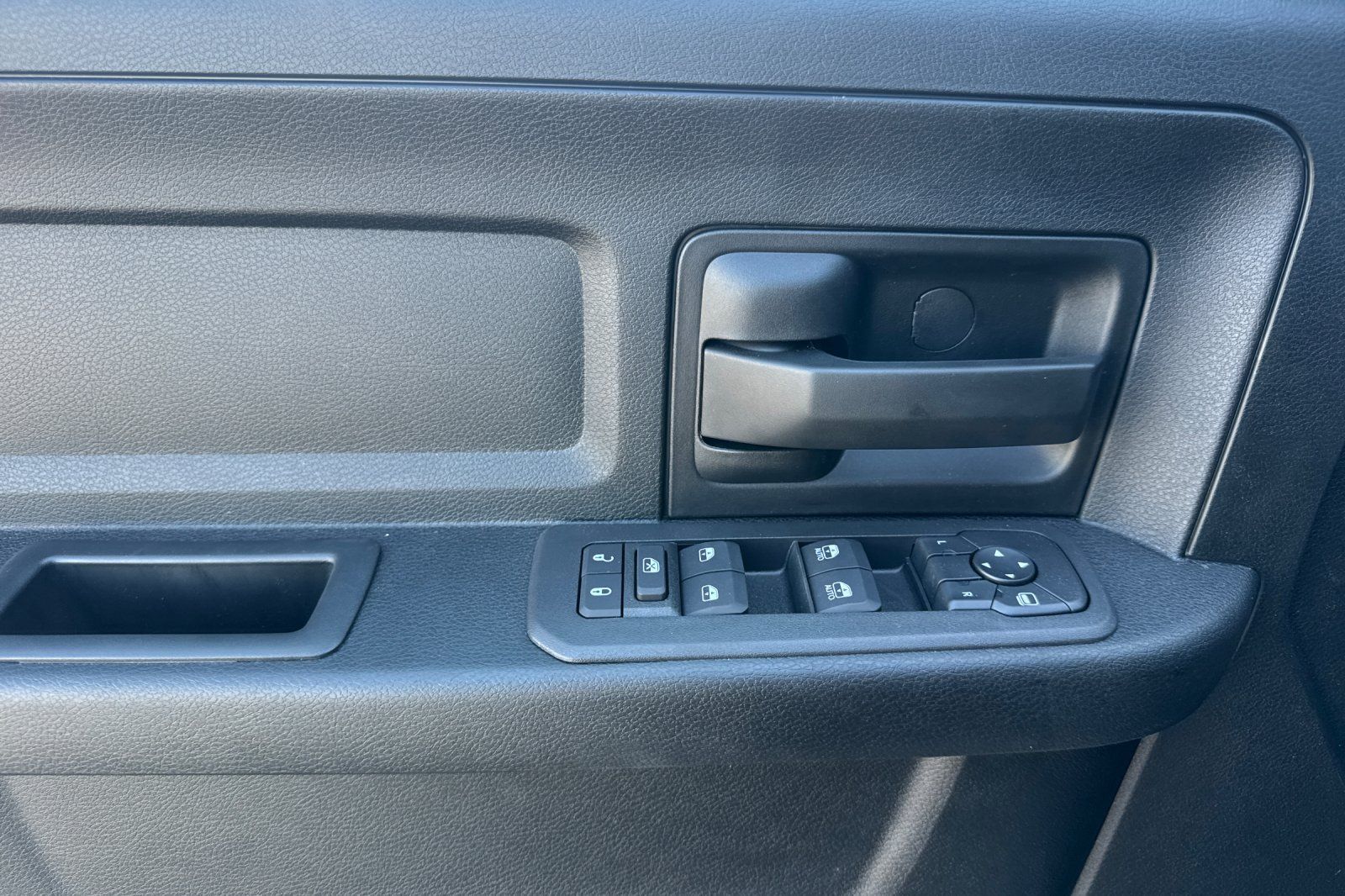 New 2026 RAM 3500 Tradesman AWD/4WD image 10