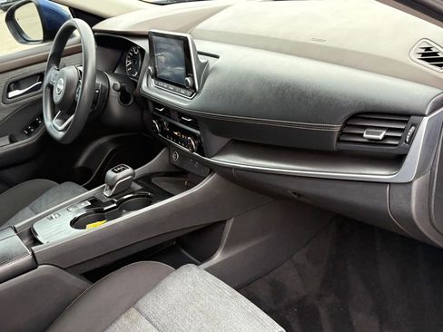 Certified 2023 Nissan Rogue SV FWD image 38