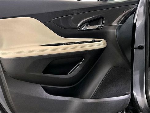 Used 2019 Buick Encore Preferred image 22