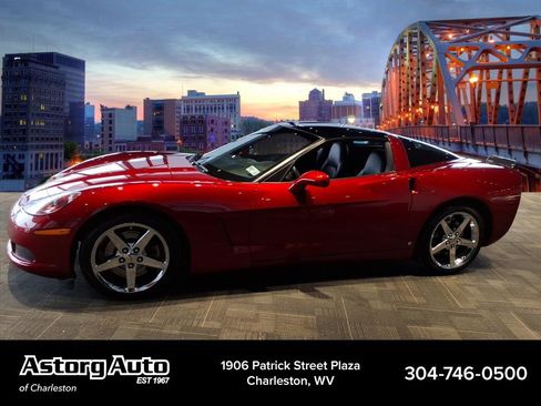 Used 2008 Chevrolet Corvette Coupe w/ Z51 Performance Package image 6
