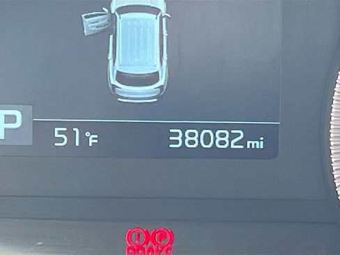 Used 2022 Kia Telluride EX w/ EX Premium Package AWD/4WD image 12