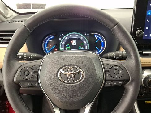 Certified 2023 Toyota RAV4 XLE Premium AWD/4WD image 8