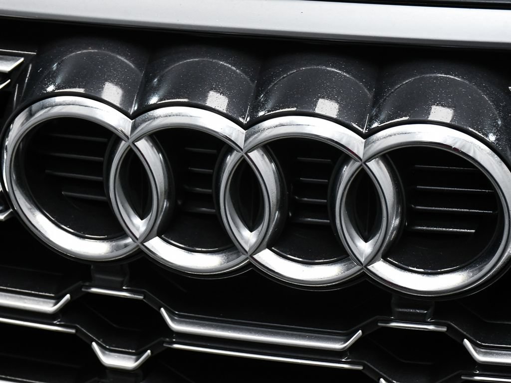 Used 2023 Audi SQ5 Premium w/ Convenience Package AWD/4WD image 86