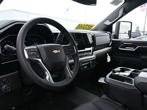 New 2026 Chevrolet Silverado 2500 LT image 20