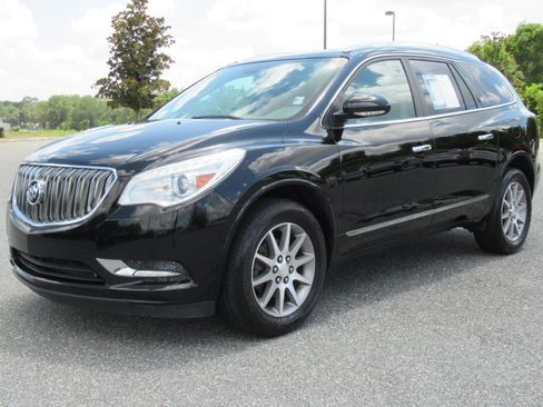 Used 2016 Buick Enclave Convenience FWD image 3