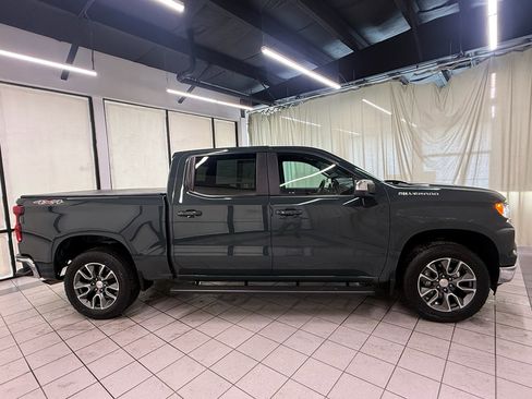 Certified 2025 Chevrolet Silverado 1500 LT image 3