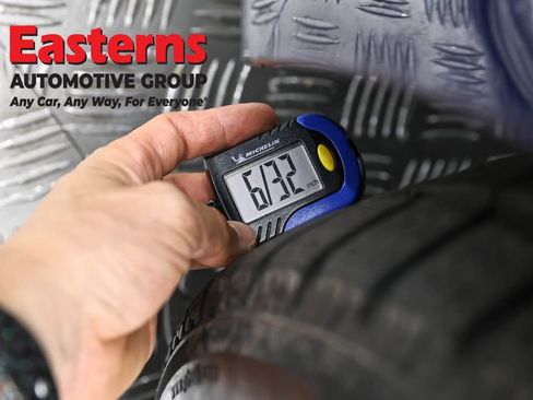 Used 2018 Tesla Model 3 Long Range RWD image 21