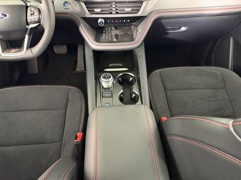 Used 2025 Ford Explorer ST AWD/4WD image 17