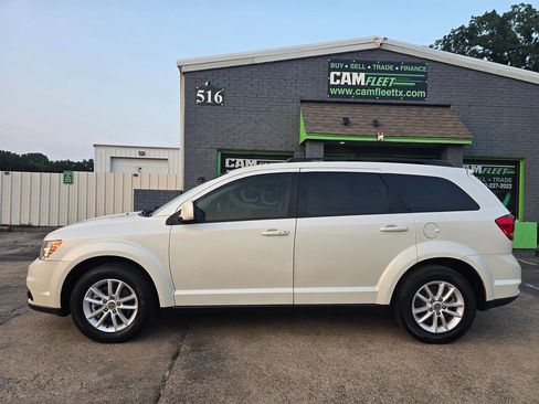Used 2016 Dodge Journey SXT image 7