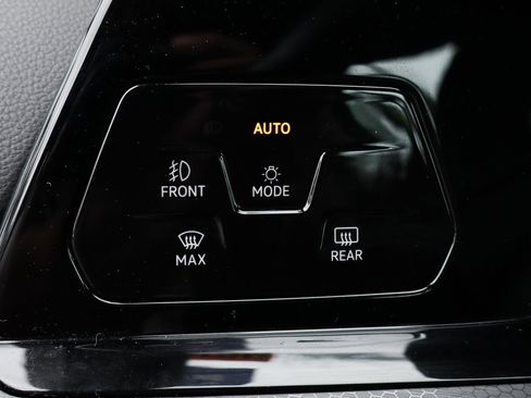 Used 2024 Volkswagen GTI Autobahn image 20