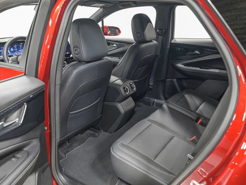 Used 2024 Chevrolet Blazer EV LT AWD/4WD image 25