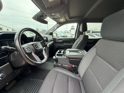 Used 2024 GMC Sierra 1500 Elevation AWD/4WD image 4