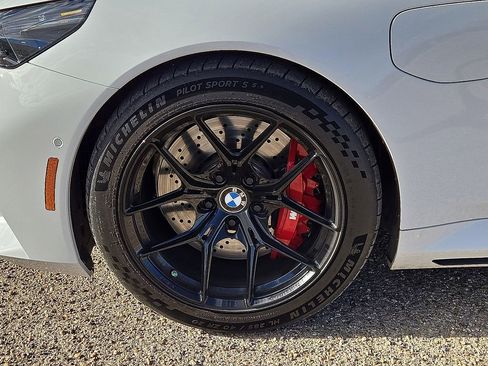 Used 2026 BMW M5 w/ Carbon Package image 10