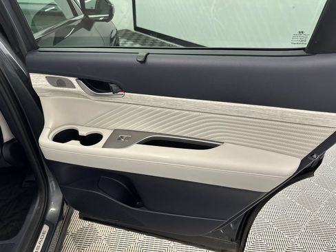 Used 2025 Hyundai Palisade Calligraphy FWD image 18