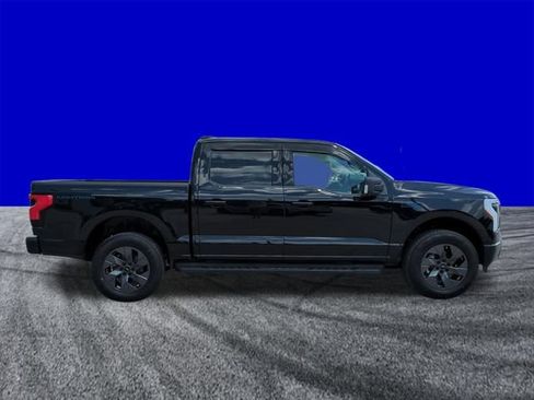 Certified 2025 Ford F150 Lightning Flash AWD/4WD image 3