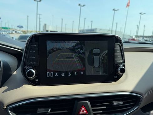 Used 2020 Hyundai Santa Fe Limited FWD image 16