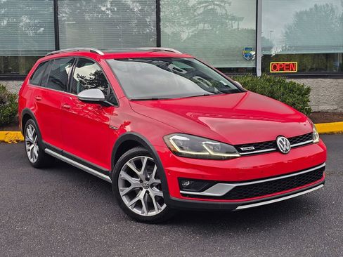 Used 2018 Volkswagen Golf Alltrack SEL AWD/4WD image 1