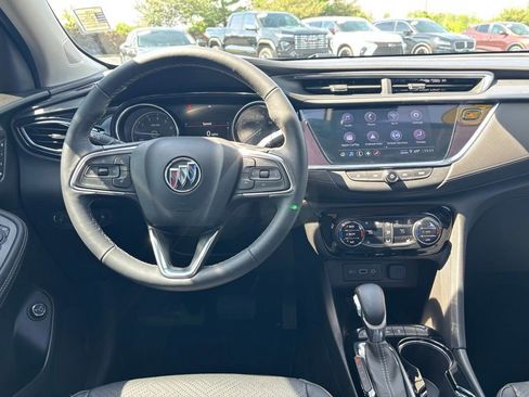 Used 2022 Buick Encore GX Essence FWD image 25