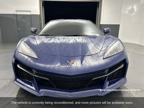 Used 2025 Chevrolet Corvette Z06 w/ Battery Protection Package image 9
