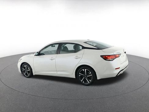 Used 2025 Nissan Sentra SV FWD image 7