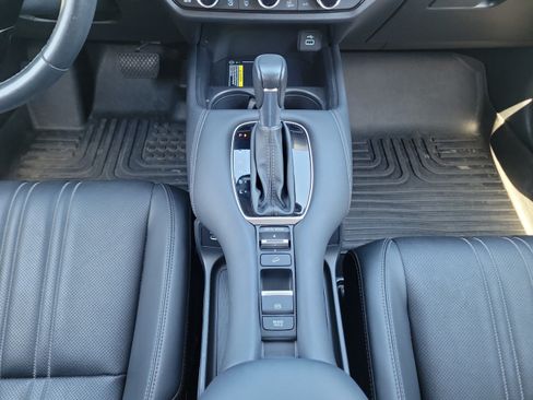 Used 2024 Honda HR-V EX-L image 16